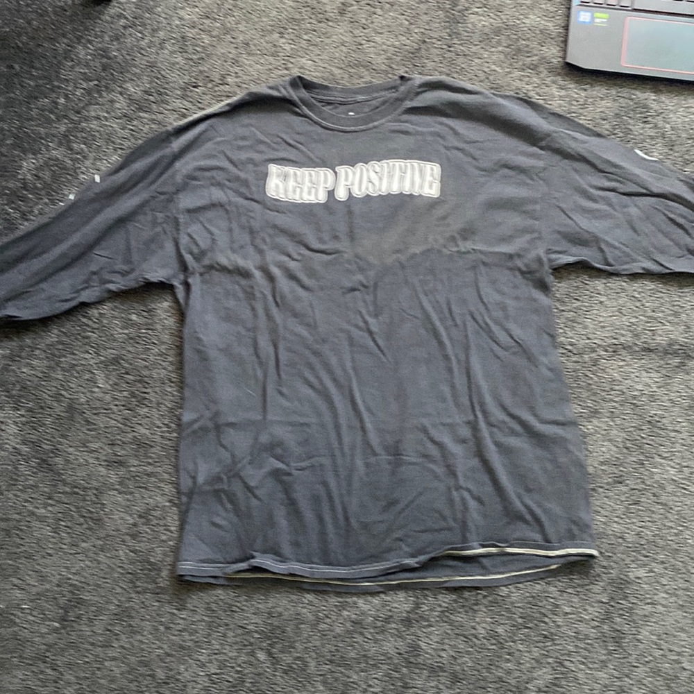 Long sleeve grey shirt
